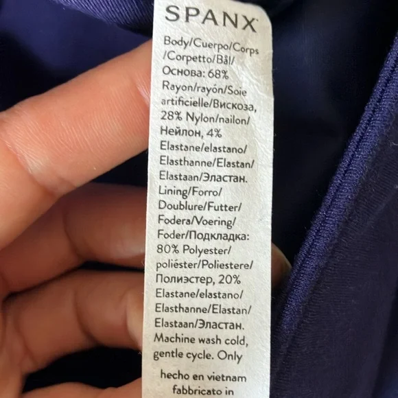 SPANX The Perfect pants true navy tapered leg size Large pull on - Picture 8 of 8